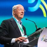 El empresario fijó por escrito su postura sobre la apertura comercial y el impacto de la competencia desleal en la industria argentina. El empresario fijó por escrito su postura sobre la apertura comercial y el impacto de la competencia desleal en la industria argentina.