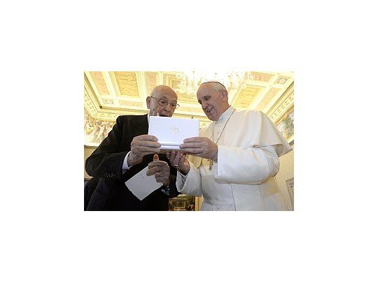 El Papa recibió a Napolitano en audiencia oficial.