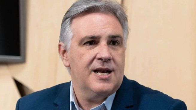El gobernador de Córdoba reclamó al Gobierno que convoque a los mandatarios provinciales. 