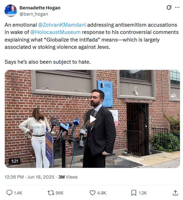 Mamdani niega ser un antisemita, sin embargo por su posición en favor de los palestinos y contra el gobierno de Israel no ha podido evitar ser visto como un antisionista Mamdani niega ser un antisemita, sin embargo por su posición en favor de los palestinos y contra el gobierno de Israel no ha podido evitar ser visto como un antisionista