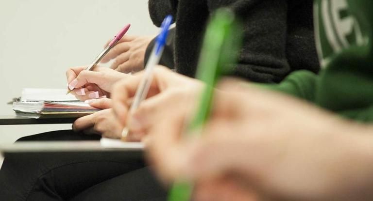 Los estudiantes de Educación Media en Uruguay podrán repetir solo al finalizar cada tramo.