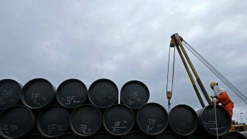 fuerte suba del precio del petroleo  tras la tregua comercial y posible recorte de la oferta