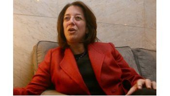 Anya Schiffrin está casada con el Premio Nobel de Economía, Joseph Stiglitz.
