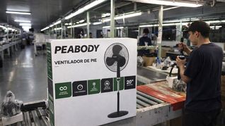 Peabody, sin cheques rechazados y con una deuda bancaria en situación normal, sorprendió al mercado con su concurso preventivo de acreedores. Peabody, sin cheques rechazados y con una deuda bancaria en situación normal, sorprendió al mercado con su concurso preventivo de acreedores.