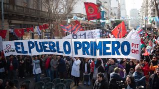 Con el Presupuesto y Gabriel Oddone en la mira, el PIT-CNT llevó a cabo su segundo paro contra el gobierno. Con el Presupuesto y Gabriel Oddone en la mira, el PIT-CNT llevó a cabo su segundo paro contra el gobierno.