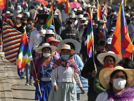 Los movimientos afines a Morales llevan siete d&iacute;as de cortes de rutas en Bolivia.