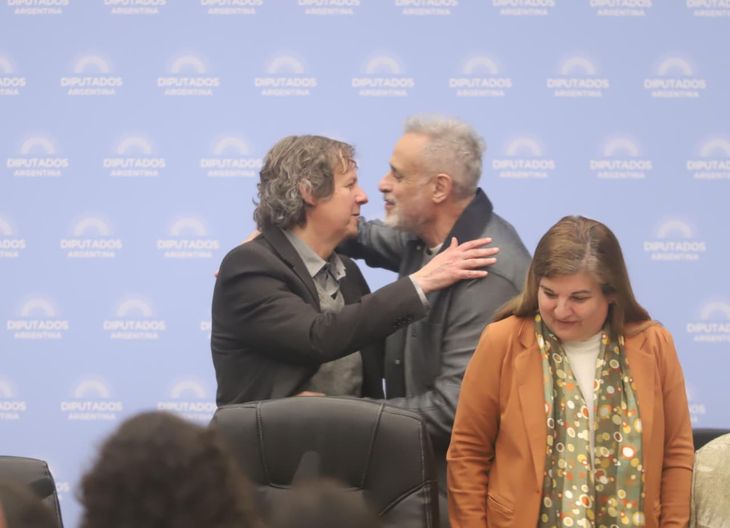 El diputado Christian Castillo, vicepresidente de la comisión, y Jorge Rial. El diputado Christian Castillo, vicepresidente de la comisión, y Jorge Rial.