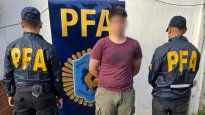 &nbsp;Tras una exhaustiva investigación, los agentes lograron establecer su identidad y vincularlo con tres domicilios en Pontevedra, partido de Merlo.