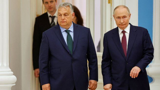 El primer ministro húngaro, Viktor Orban, y el presidente ruso, Vladímir Putin mantuvieron una conferencia de prensa en conjunto. 