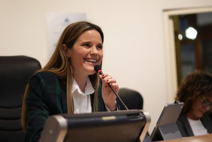 Caren Tepp, la elegida del peronismo para encabezar la boleta en Santa Fe.