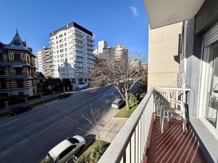 Avenida Colón al 1100 con presencia de propiedades de muy buen nivel Avenida Colón al 1100 con presencia de propiedades de muy buen nivel