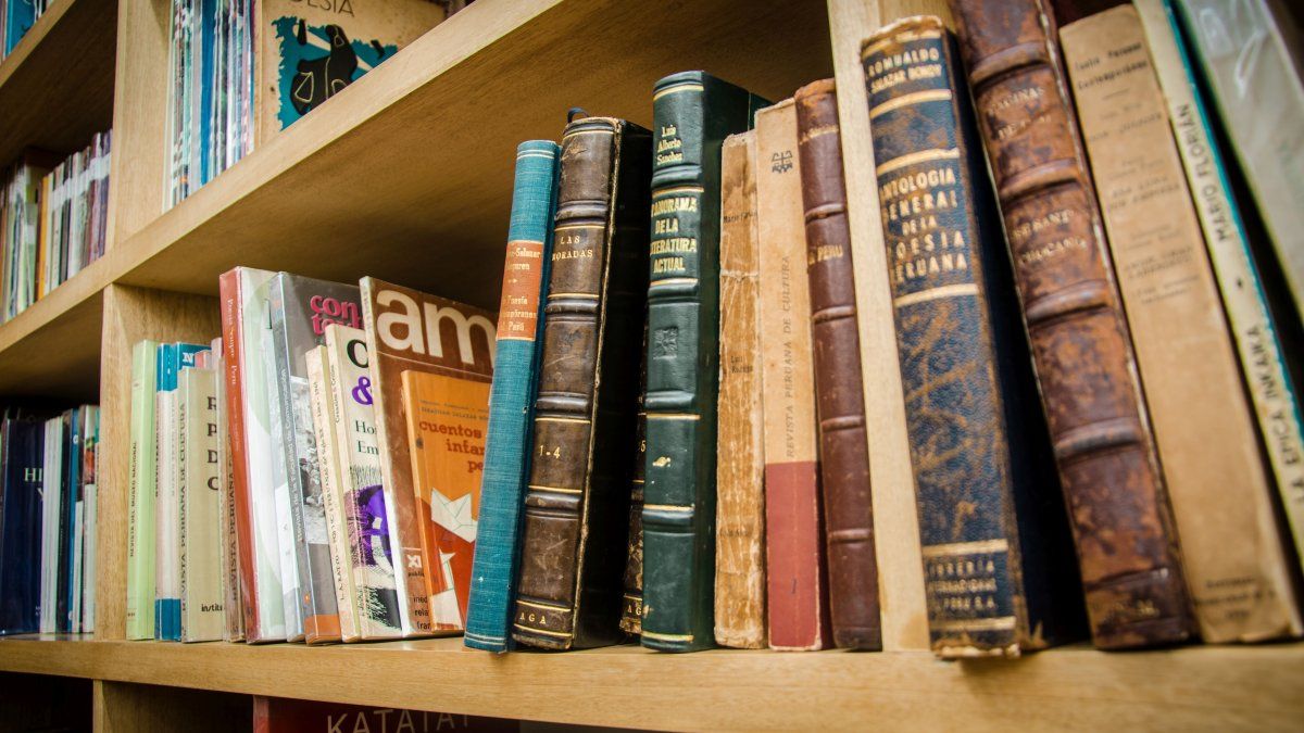 What we read says who we are (and in which world we live)