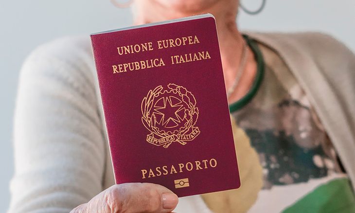 Circular No. 43347 establishes new barriers for applicants for nationality. Circular No. 43347 establishes new barriers for applicants for nationality.