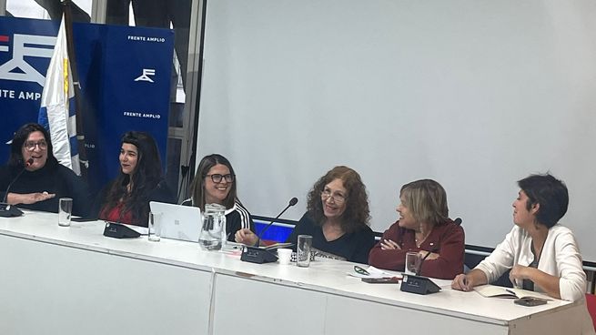 Las mujeres del Frente Amplio van por el impuesto del 1%: Tenemos el derecho a debatir lo que se nos cante.