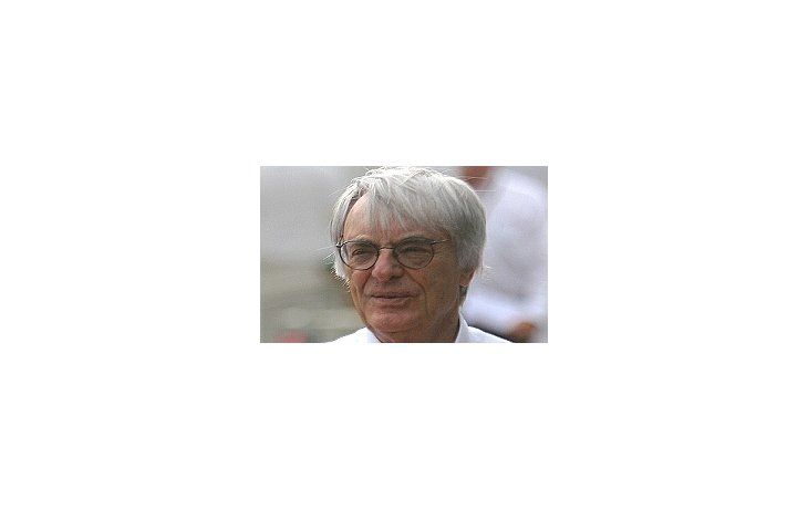 Ecclestone no le cobrará a la familia real de Bahréin por la cancelación del GP de Fórmula 1.