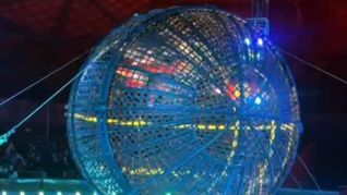 El globo de la muerte en el que el acróbata chileno perdió la vida