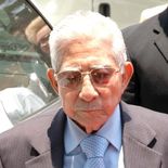 En 1989 el ejército mexicano encarcela al dirigente sindical Joaquín Hernández Galicia “La Quina”. En 1989 el ejército mexicano encarcela al dirigente sindical Joaquín Hernández Galicia “La Quina”.