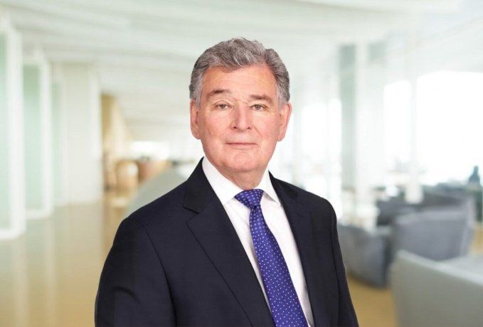 Jonathan Bloomer, ejecutivo bancario de Morgan Stanley.