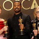 La veterana Amy Madigan, que ganó como Mejor Actriz de Reparto por “Weapons”, justo 40 (cuarenta) años después de su primera y única nominación, en ese caso por “Dos veces en la vida”. La veterana Amy Madigan, que ganó como Mejor Actriz de Reparto por “Weapons”, justo 40 (cuarenta) años después de su primera y única nominación, en ese caso por “Dos veces en la vida”.