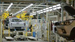 National vehicle production grew almost 27% in the first four months of the year.