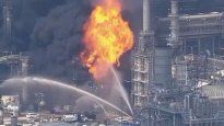 impresionante incendio en una refineria pemex de texas deja seis heridos