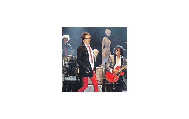Charly García con la “Mona” Jiménez en la edición del año pasado de Cosquín Rock, donde volverán a actuar este año.