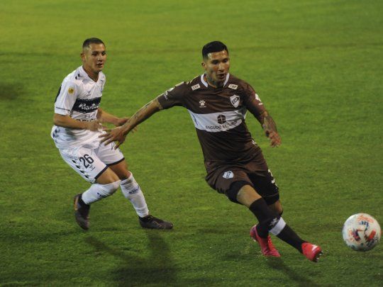 Gimnasia y Platense repartieron puntos en el Bosque.