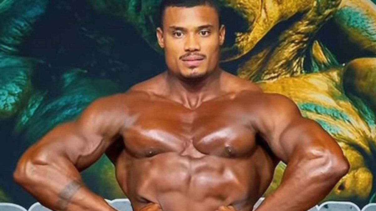 A recognized bodybuilders died in full competition