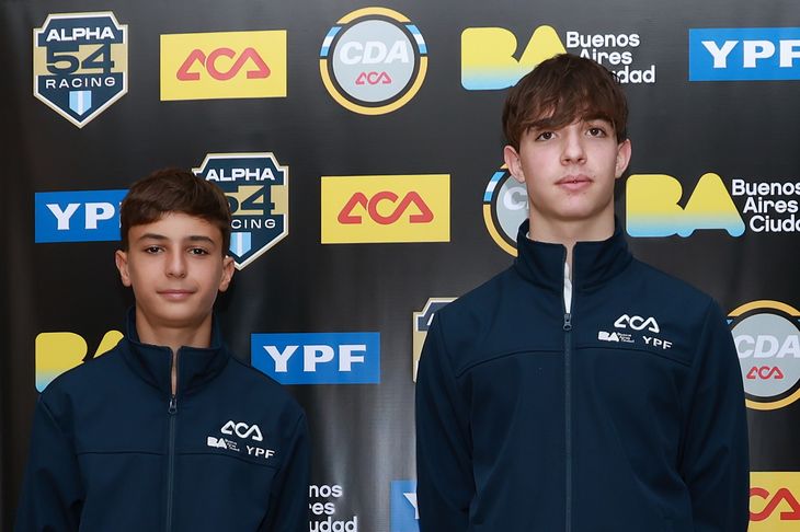 Alpha 54 Racing confirmó la incorporación de los pilotos argentinos Thiago Palotini y Federico Díaz. Alpha 54 Racing confirmó la incorporación de los pilotos argentinos Thiago Palotini y Federico Díaz.