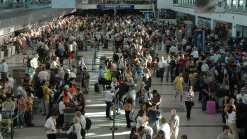 Demoras de más de dos horas en Ezeiza por medidas de fuerza de los trabajadores aeronaúticos.&nbsp;