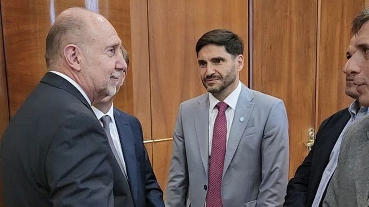 Omar Perotti and Maximiliano Pullaro. Omar Perotti and Maximiliano Pullaro.