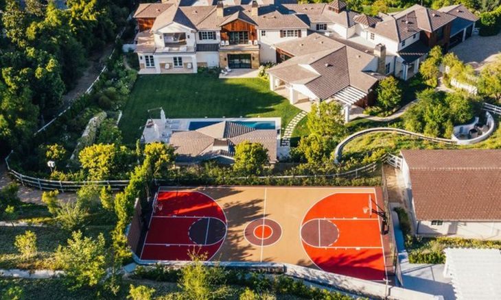 Su mansión en Hidden Hills se vendió por u$s 23 millones. Su mansión en Hidden Hills se vendió por u$s 23 millones.