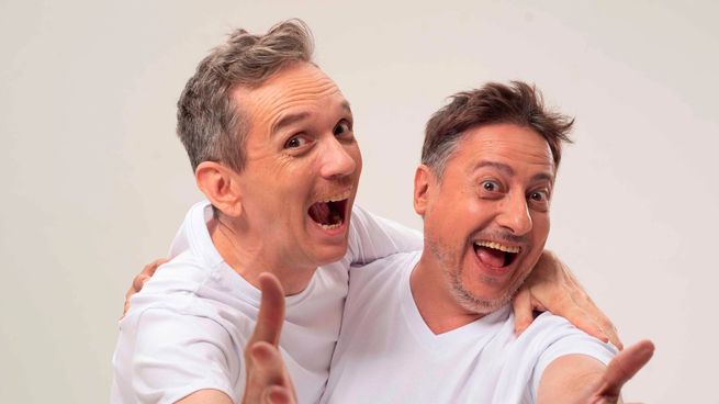 Diego Reinhold y Daniel Casablanca protagonizan Argentina al diván, que debuta el fin de semana en el ND Ateneo. 