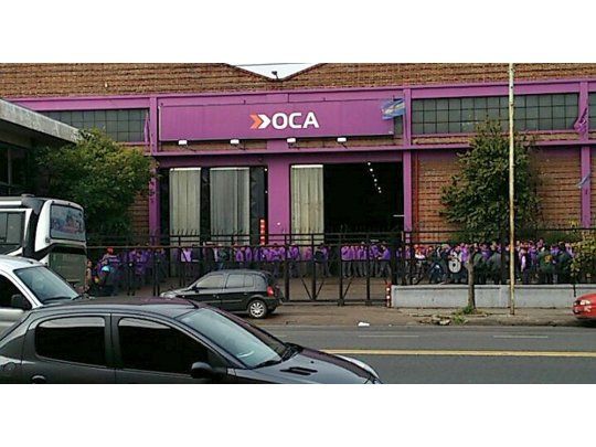 El Enacom prorrogó por 30 días el permiso de la compañía para operar. Desde el organismo que conduce Miguel de Godoy tomaron esta decisión a la espera de informes de la AFIP por millonaria deuda.