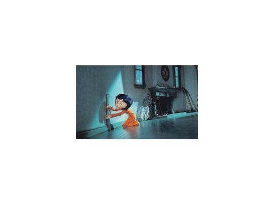 «Coraline y la puerta secreta» es un extraño caso de film de terror para niños que asombra con su excelente técnica.