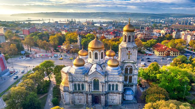Estos son los cinco mejores pueblos para visitar en Bulgaria, según la IA.