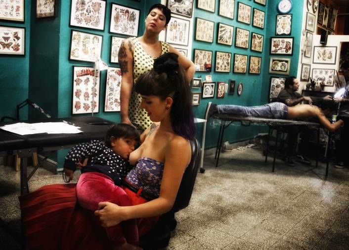 Fructíferas, una muestra sobre la lactancia en el trabajo  (foto 4)