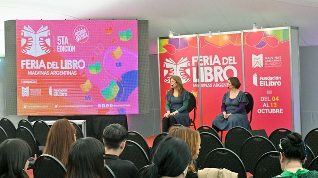 La quinta edición de la Feria del Libro de Malvinas Argentinas se lleva adelante en las inmediaciones del Palacio Municipal.&nbsp;