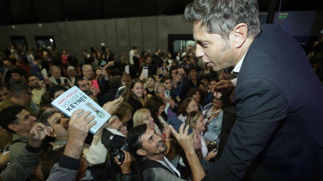 Kicillof aprovechó para cuestionar la gestión económica del presidente y destacar sus contradicciones.