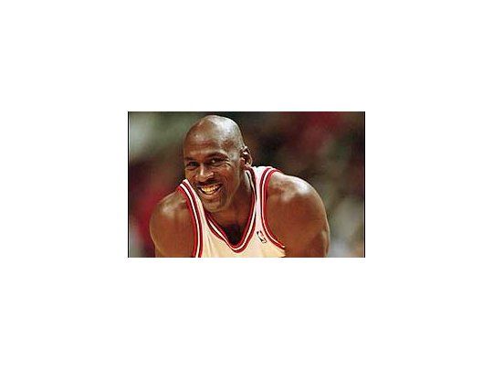 Está es la mansión de Michael Jordan que se vendió tras estar 12 años en el mercado inmobiliario.