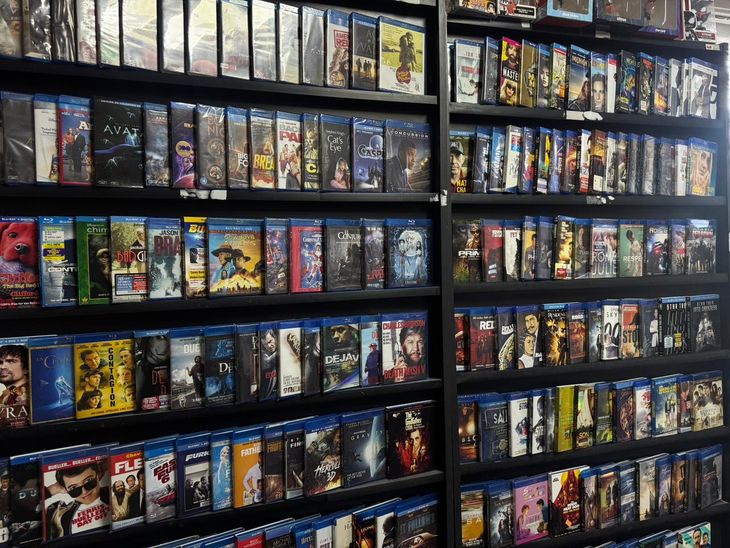 El DVD nació en 1996, el Blu-ray en 2006 y el 4K Ultra HD en 2016.