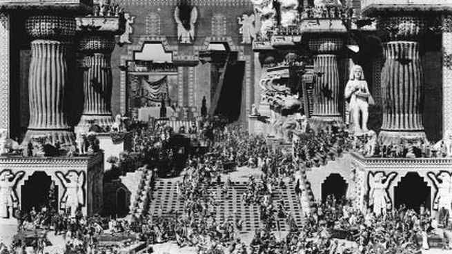 Babylon. El decorado original de Griffith para su film “Intolerancia”.