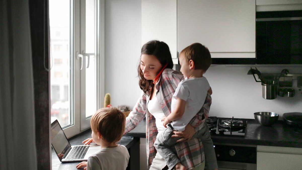 Motherhood as a vocation and opportunity: integrating career and personal life