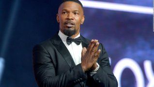 Cómo sigue la salud de Jamie Foxx: su familia espera lo peor