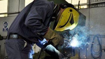 el fogar ya entrego mas de 10 mil garantias para facilitar creditos a pymes
