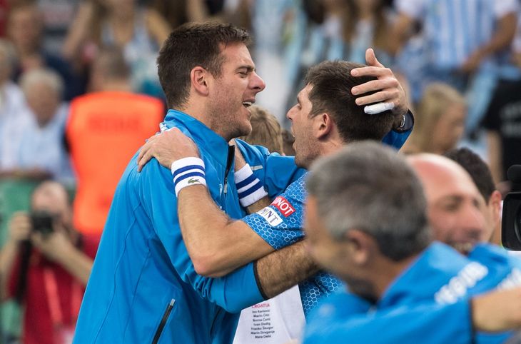 Juan Martín Del Potro, Federico Delbonis, Leonardo Mayer y Guido Pella, junto al capitán Daniel Orsanic formarán parte de un evento que evocará la final disputada en Zagreb. Juan Martín Del Potro, Federico Delbonis, Leonardo Mayer y Guido Pella, junto al capitán Daniel Orsanic formarán parte de un evento que evocará la final disputada en Zagreb.