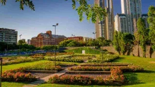La Ciudad de Buenos Aires se ubica entre las 20 ciudades más caras en relación al turismo.&nbsp;