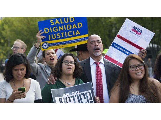 Según sondeos, el voto latino es más jóven y demócrata.