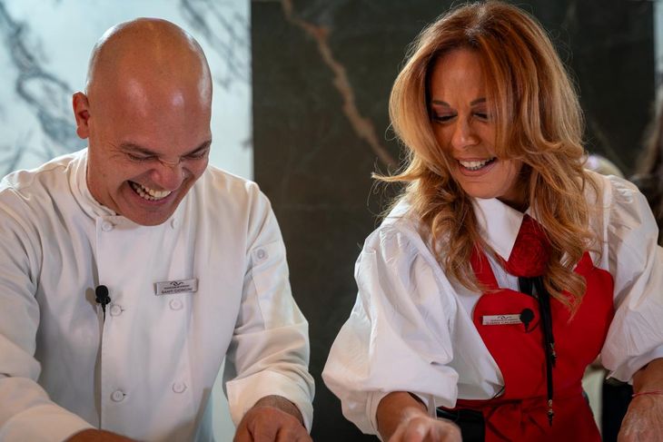 El chef Santi Giorgini y la actriz y vedette Iliana Calabró participaron de una de las actividades especiales de Expo Construir 2026, en una jornada que combinó negocios, gastronomía y networking 