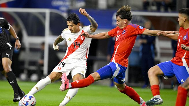 Perú y Chile empataron en su debut en la Copa América.